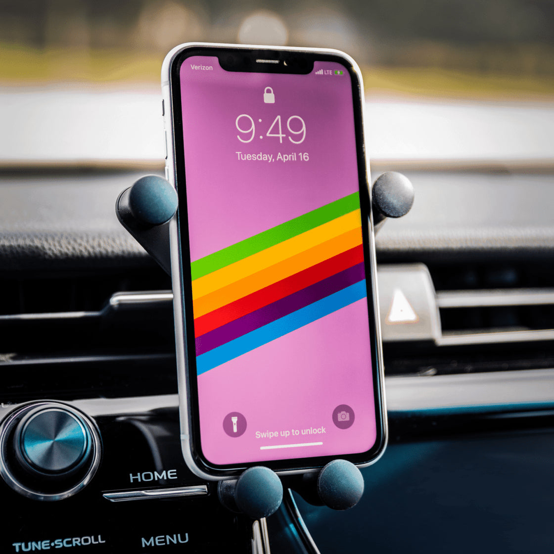 Sling Life Fans Logo Wireless Charger